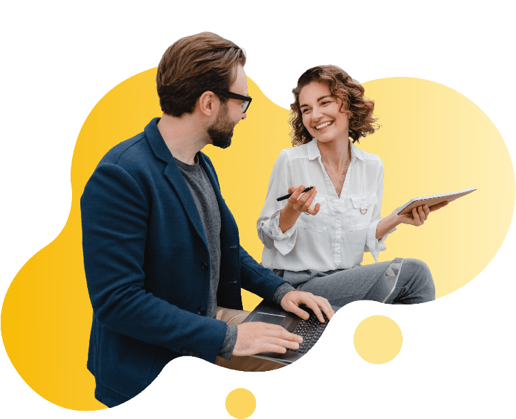 Consulenti DB Servizi durante una consulenza per la digitalizzazione dei processi aziendali.